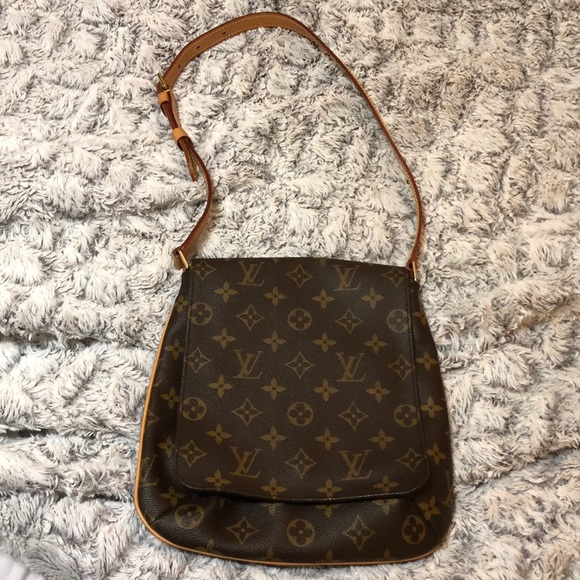 Louis Vuitton Handbags - LOUIS VUITTON Musette Salsa